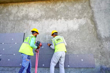 Enhancing a hotel’s exterior with Sto’s innovative facade systems.